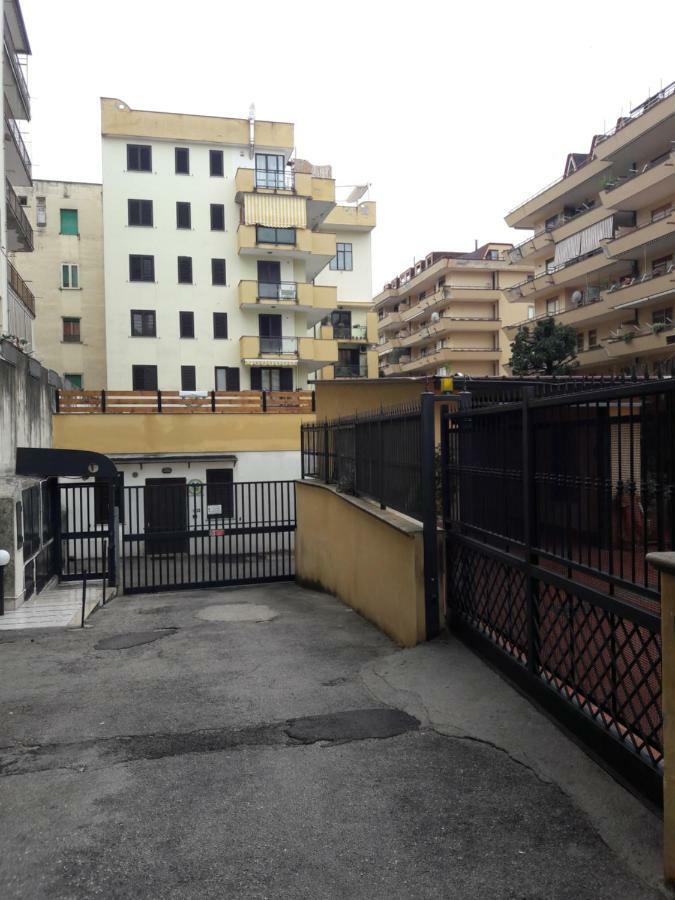 Sweet Home La Ville Caserta Bagian luar foto
